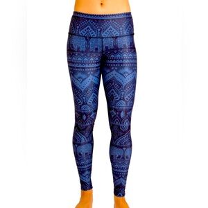 NWOT Inner Fire Size 4 Small Sacred Elephant Blue Gray Leggings Yoga Gym Workout